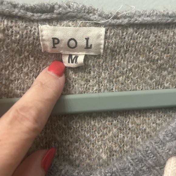POL Gray and Cream V-Neck Sweater - Picture 3 of 3